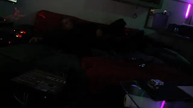 davidgntxxxxx online show from March 21, 2026, 7:31 am