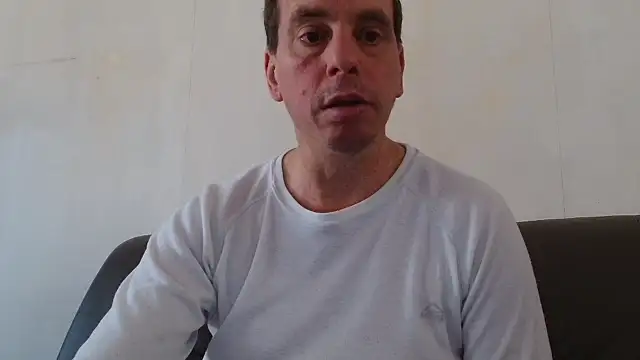 Snapshot of cloupefun chatting on October 16, 2025, 11:40 am cloupefun online show from October 16, 2025, 11:40 am