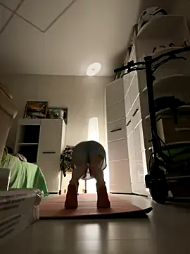 Snapshot of angelmommu chatting on October 6, 2025, 3:08 am angelmommu online show from October 6, 2025, 3:08 am