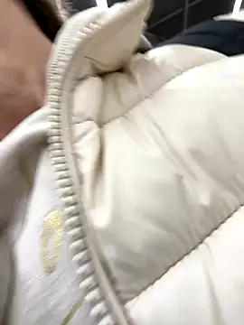 angelmommu online show from November 26, 2025, 10:59 am