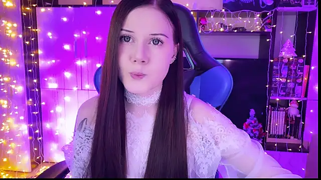 Snapshot of jasminevine chatting on December 18, 2024, 1:23 pm jasminevine online show from December 18, 2024, 1:23 pm