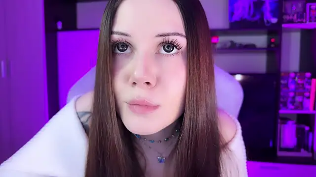 Snapshot of jasminevine chatting on March 16, 2025, 1:38 am jasminevine online show from March 16, 2025, 1:38 am