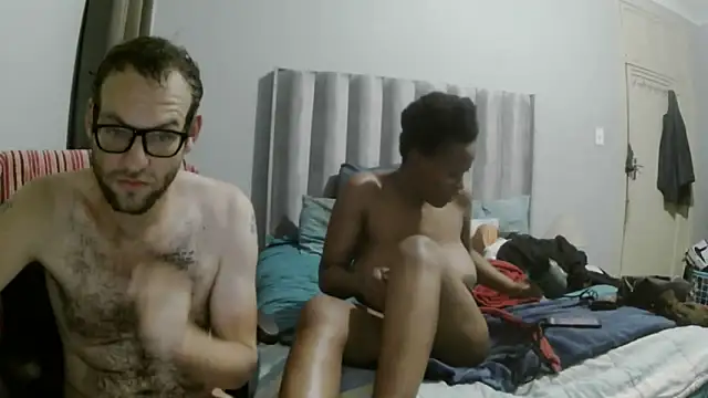 COOKIECANDY online show from April 14, 2026, 9:31 pm