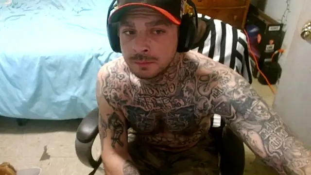 DADDY KANE8--- online show from May 20, 2026, 11:24 pm