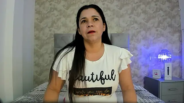 Snapshot of elizabeth_coleman chatting on March 7, 2025, 10:10 pm elizabeth coleman online show from March 7, 2025, 10:10 pm