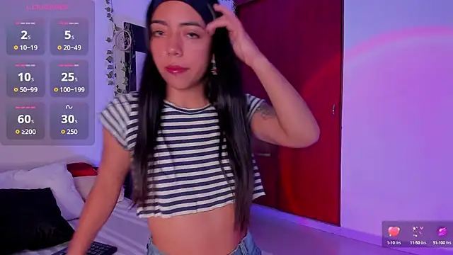 Snapshot of little_kayla_ chatting on September 30, 2025, 11:11 pm little kayla  online show from September 30, 2025, 11:11 pm