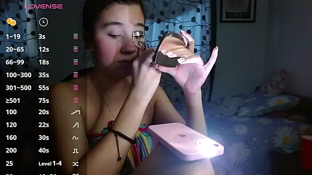 mia  lopez  online show from January 31, 2025, 10:42 pm