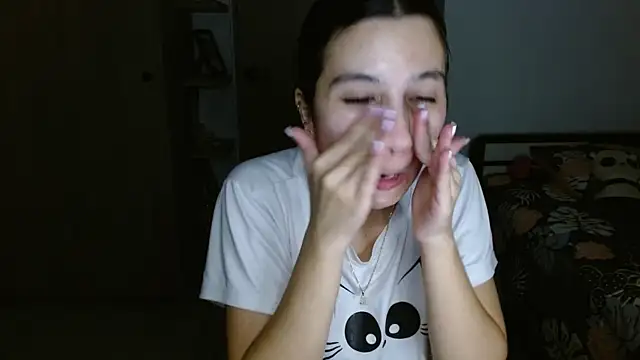 mia  lopez  online show from May 21, 2026, 4:21 am