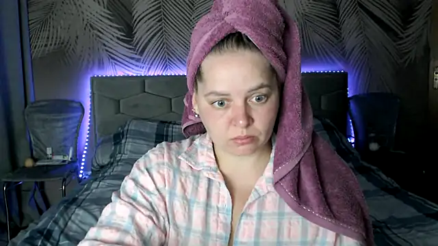 Snapshot of uliastar chatting on October 10, 2025, 6:36 am uliastar online show from October 10, 2025, 6:36 am