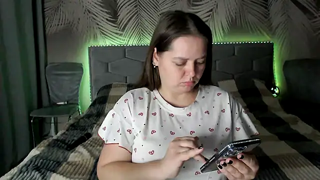 Snapshot of uliastar chatting on October 4, 2025, 7:10 am uliastar online show from October 4, 2025, 7:10 am