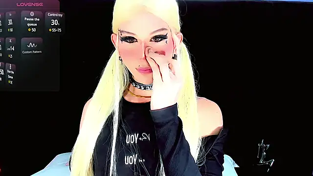 Snapshot of harrleyhott21 chatting on March 17, 2025, 6:51 am harrleyhott21 online show from March 17, 2025, 6:51 am