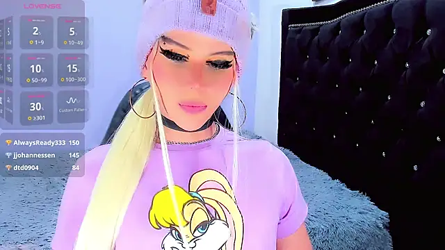 Snapshot of harrleyhott21 chatting on March 9, 2025, 10:08 am harrleyhott21 online show from March 9, 2025, 10:08 am