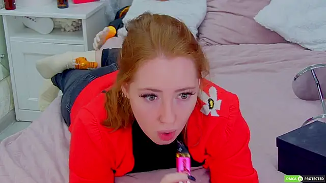 Snapshot of TinaBrook chatting on October 16, 2025, 4:21 am TinaBrook online show from October 16, 2025, 4:21 am