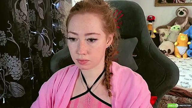 TinaBrook online show from April 3, 2026, 5:14 am