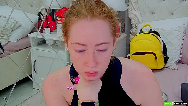 Snapshot of TinaBrook chatting on September 24, 2025, 3:24 am TinaBrook online show from September 24, 2025, 3:24 am