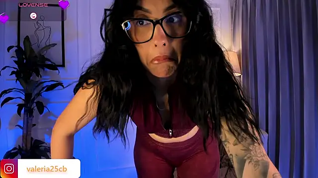 Snapshot of valeriia25_ chatting on February 18, 2025, 12:59 am valeriia25 online show from February 18, 2025, 12:59 am