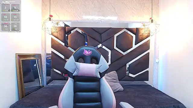 lilith nv online show from October 23, 2025, 11:42 am