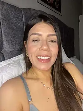 martina contreras online show from March 16, 2026, 5:55 am