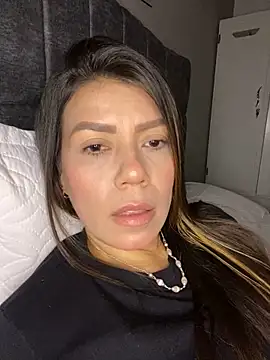 Snapshot of martina_contreras chatting on February 26, 2026, 9:09 am martina contreras online show from February 26, 2026, 9:09 am