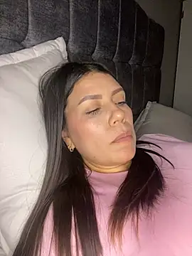 Snapshot of martina_contreras chatting on February 14, 2026, 3:07 am martina contreras online show from February 14, 2026, 3:07 am