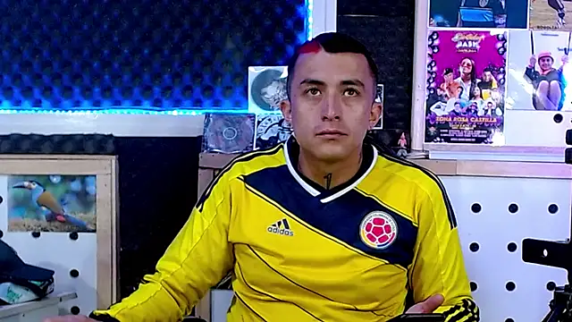 Darko0717 online show from March 20, 2025, 2:42 pm