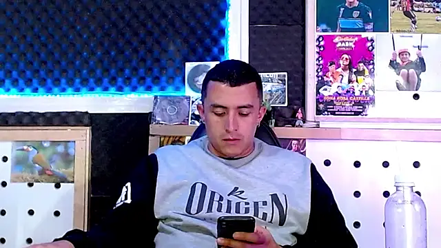 Darko0717 online show from March 12, 2025, 11:12 pm