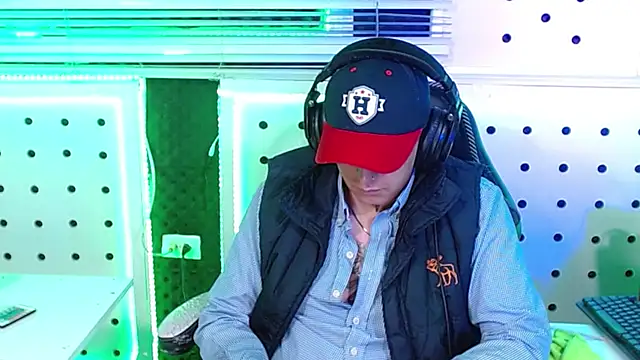 Darko0717 online show from November 23, 2025, 1:15 am