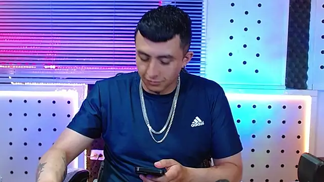 Darko0717 online show from March 4, 2026, 12:40 am