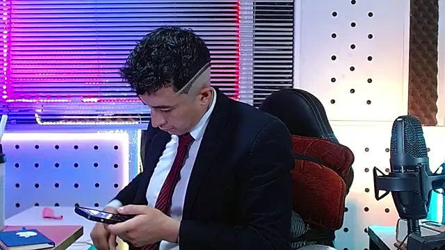 Snapshot of Darko0717 chatting on June 3, 2026, 2:33 pm Darko0717 online show from June 3, 2026, 2:33 pm