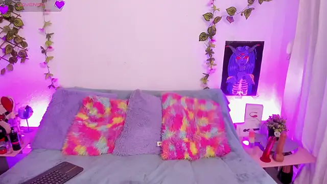 Snapshot of Cata_green chatting on September 25, 2025, 8:15 pm Cata green online show from September 25, 2025, 8:15 pm