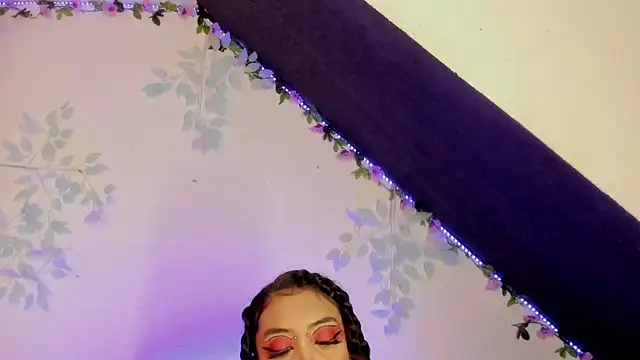 Cata green online show from January 13, 2025, 11:49 pm