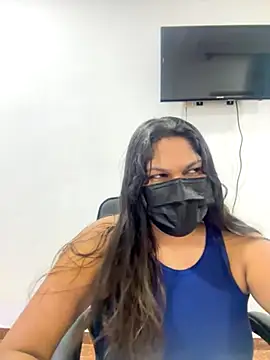 Snapshot of Black_Beauty997 chatting on October 3, 2025, 5:20 am Black Beauty997 online show from October 3, 2025, 5:20 am