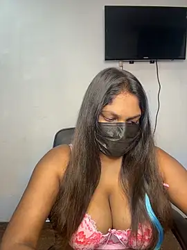 Snapshot of Black_Beauty997 chatting on October 30, 2025, 5:10 pm Black Beauty997 online show from October 30, 2025, 5:10 pm