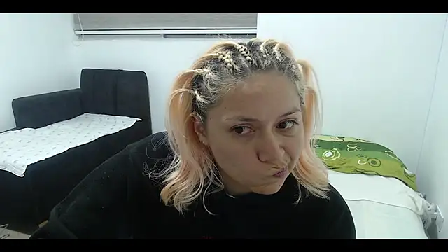 MommyMiaWs online show from January 25, 2025, 2:47 am