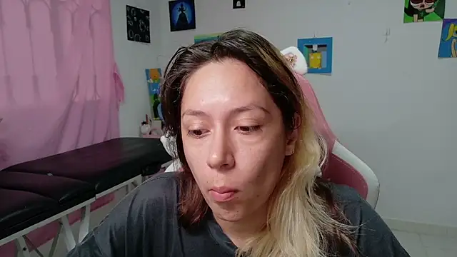 MommyMiaWs online show from January 15, 2026, 1:25 pm