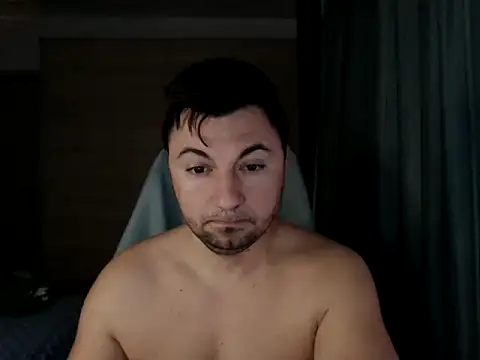 Snapshot of HankMalone chatting on February 5, 2026, 4:30 am HankMalone online show from February 5, 2026, 4:30 am