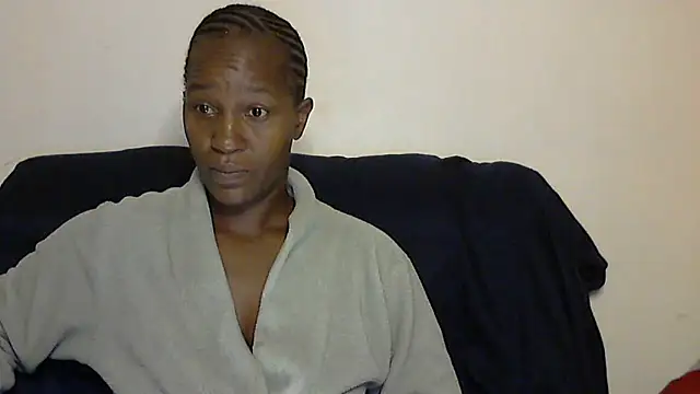 Snapshot of sluttylaura21 chatting on March 22, 2025, 3:20 am sluttylaura21 online show from March 22, 2025, 3:20 am