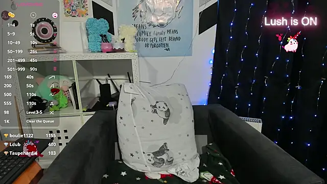 alexysgray online show from February 5, 2025, 10:22 pm
