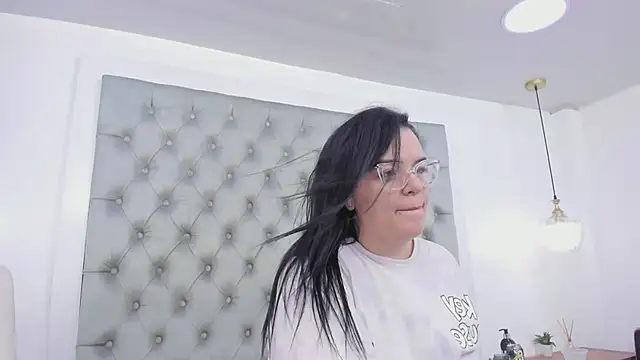 anette cooper online show from March 10, 2026, 2:59 am