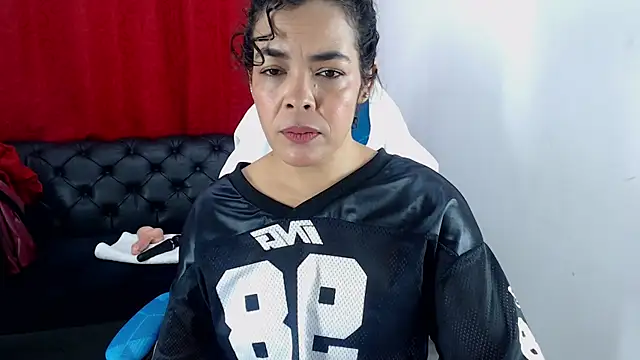 Snapshot of Abril_Beltran_ chatting on October 11, 2025, 10:55 pm Abril Beltran  online show from October 11, 2025, 10:55 pm