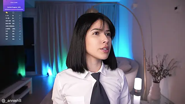 Snapshot of anniehillofficial chatting on March 11, 2025, 9:59 pm anniehillofficial online show from March 11, 2025, 9:59 pm