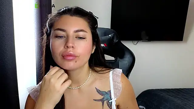 Snapshot of gracedorce chatting on October 8, 2025, 2:24 am gracedorce online show from October 8, 2025, 2:24 am