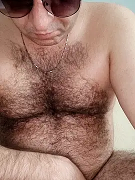 fraud705 online show from December 4, 2025, 1:43 pm