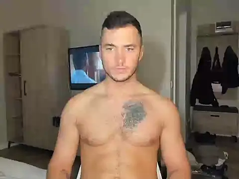 paulblack21 online show from April 3, 2026, 9:21 pm