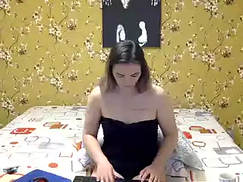 Karlabby online show from February 21, 2025, 4:29 am
