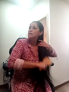 Snapshot of _Scarlett_Sweet chatting on October 1, 2025, 5:50 pm  Scarlett Sweet online show from October 1, 2025, 5:50 pm