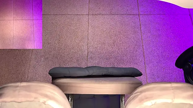 Snapshot of Farmer_James chatting on November 1, 2025, 10:31 am Farmer James online show from November 1, 2025, 10:31 am