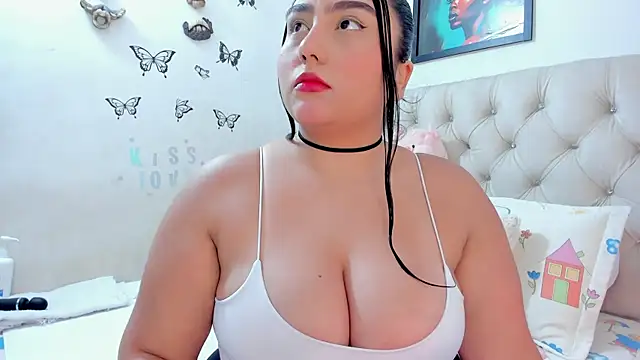 NayaWayne online show from April 28, 2026, 4:11 pm