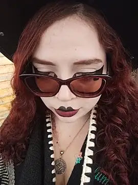 alicce moon  online show from June 27, 2026, 3:40 pm