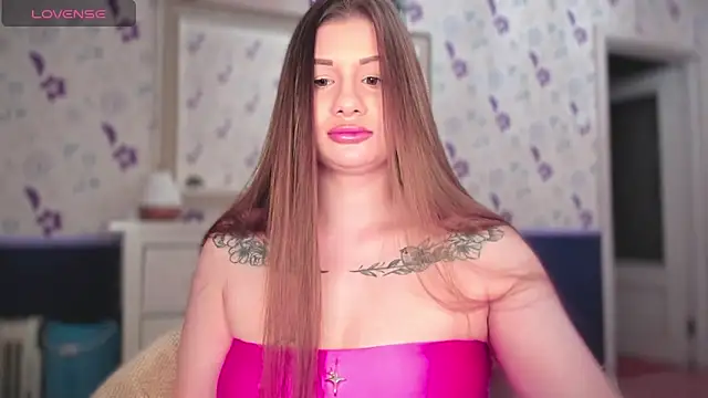 JuicyHelenX online show from October 9, 2025, 3:23 pm